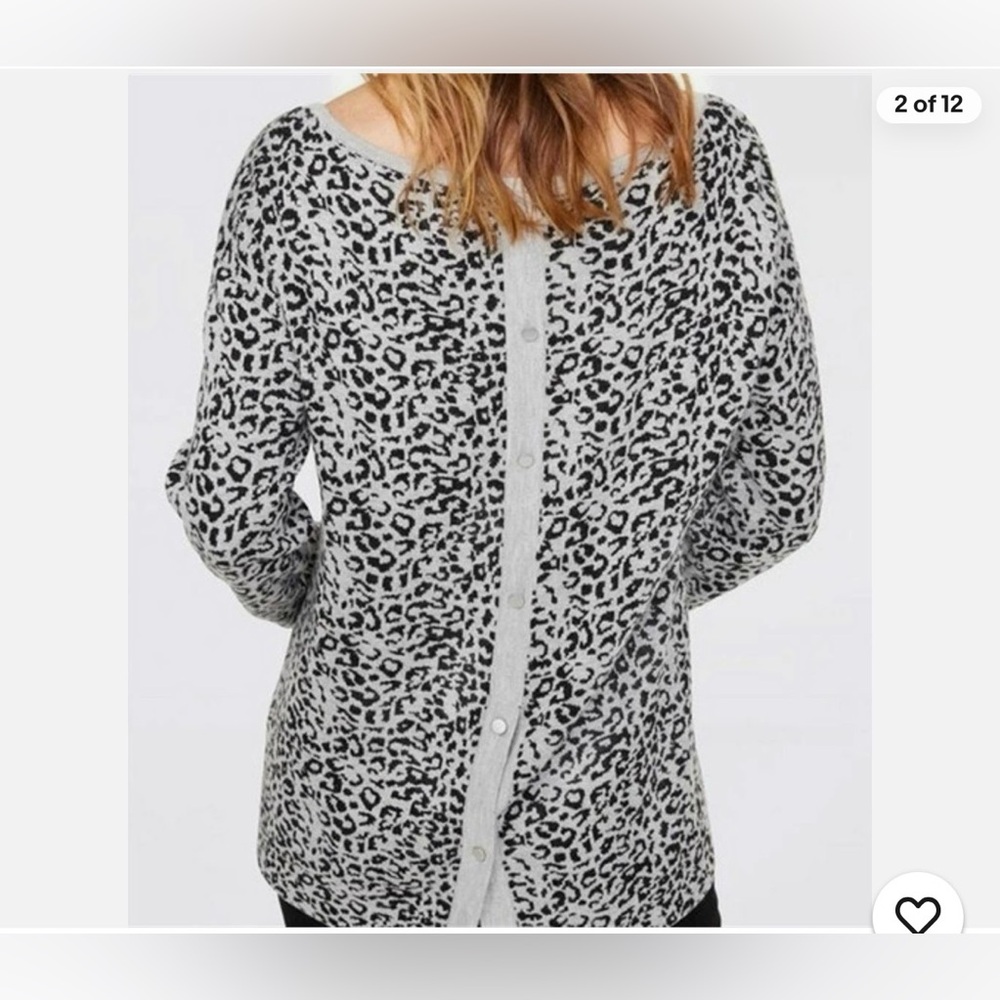 #54 🌷NYDJ Leopard Print Gray Women's Top size L - Picture 3 of 8